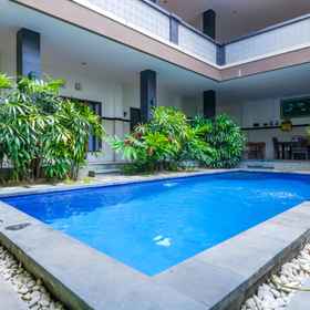 Swimming Pool 1 Hotel O Leluhur Bali Apartment, Hotel The Simplicity Kerobokan