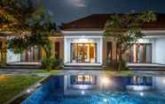 Kolam Renang 4 Astana Made Villas