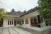 Exterior Zahra Homestay