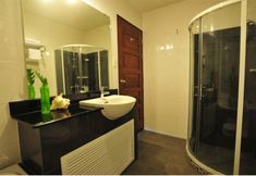 In-room Bathroom 4 Chalong Beach Front Residence