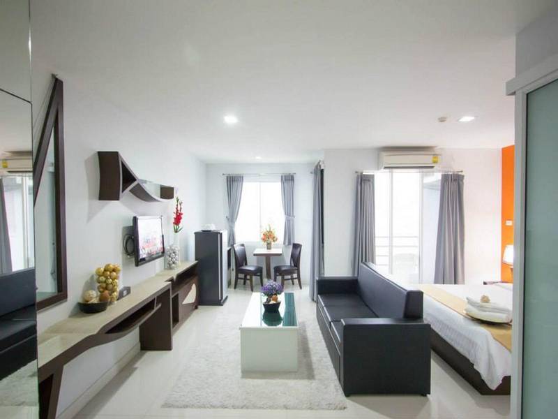 โรงแรมไพร์มไทม์ (Prime Time Hotel) ที่พักบางแสนติดทะเลที่ไม่ลองมาพักถือว่าพลาด