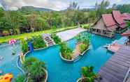 Kolam Renang 4 Maikhao Palm Beach Resort Phuket (SHA Plus+)