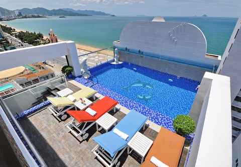 Hồ bơi Boss Hotel Nha Trang