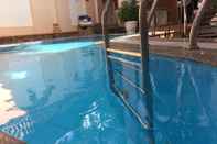 Swimming Pool Palm Villa 3