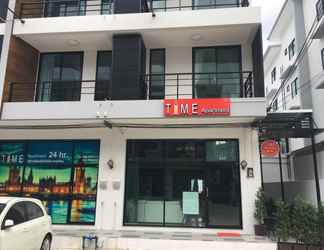 Luar Bangunan 2 Time Apartment