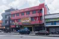 ภายนอกอาคาร Lux Hotel Teluk Intan