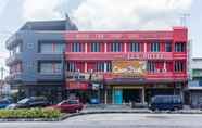 Exterior 2 Lux Hotel Teluk Intan