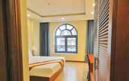 Sảnh chờ 6 Lucky Hotel Saigon - Phu My Hung