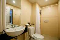 In-room Bathroom Naka Residence