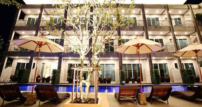 Bangunan The Malika Hotel