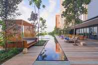 Swimming Pool Dao by Dorsett AMTD Singapore 