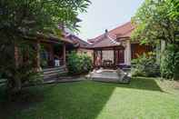 Lobby Indopurejoy House - Komala Indah Cottages