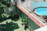 Kolam Renang Minty Villa