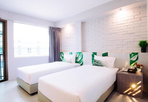 로비 The Pat Hotel