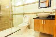 Toilet Kamar Exclusive Duplex Apartment - Taga Home
