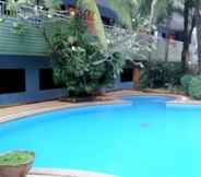 Swimming Pool 3 PJ Inn Studio One Bedroom 2