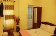 Bedroom 5 Nam Ngai Hotel