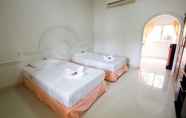 Kamar Tidur 6 A.P Garden Hotel