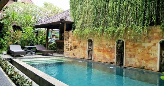 Swimming Pool Hotel Taman Ayu Legian