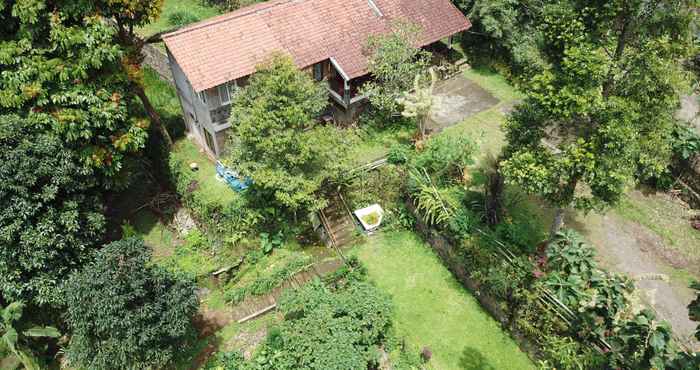 Lobi Villa Rumah Jiddah