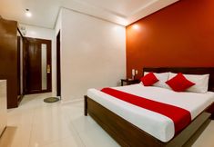 寝室 5 OYO 402 Royale Parc Hotel