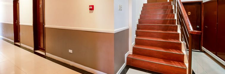 ロビー OYO 402 Royale Parc Hotel