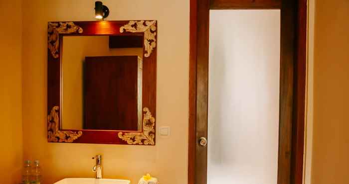 In-room Bathroom Puri Kobot 