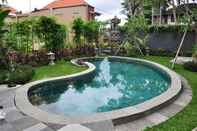 Swimming Pool Puri Kobot 