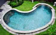 Swimming Pool 7 Puri Kobot 