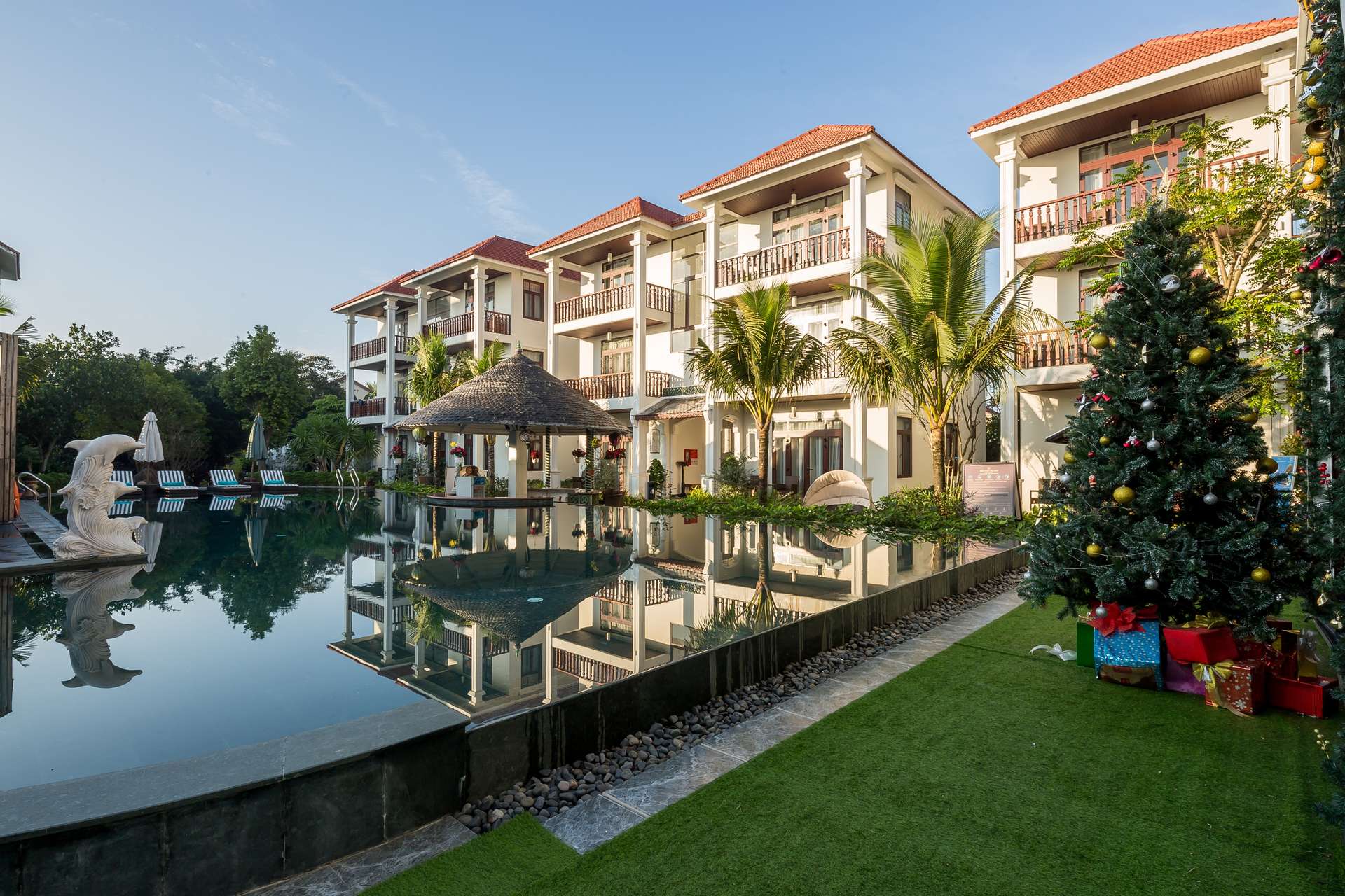 Hội An Emotion Boutique Villa and Hotel - Khách sạn 3 sao hồ bơi ở Hội An