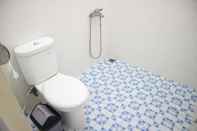 Toilet Kamar Zenrra House