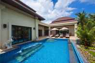 สระว่ายน้ำ Baan Bua Estate by Tropiclook