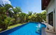 สระว่ายน้ำ 5 Baan Bua Estate by Tropiclook