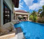 Swimming Pool 4 Baan Bua Estate by Tropiclook