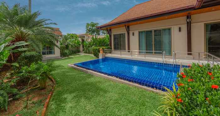 Hồ bơi Niche Villas by TropicLook