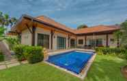 Swimming Pool 3 Niche Villas by TropicLook