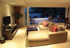 ロビー 2 Naka Apartment