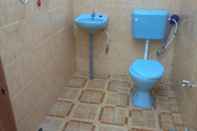 Toilet Kamar Idaman Beach Holiday Resort