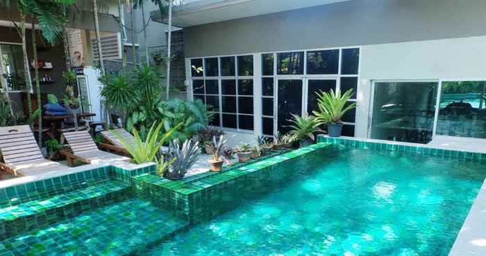 Kolam Renang Benjamas Place