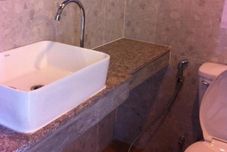 客房内浴室 Six Pack Cottage