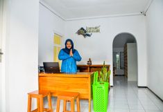 Sảnh chờ 4 Rumah Larasati ( Dormitory Style Bed for Backpacker in Malang )
