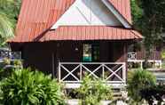 Exterior 3 The Barat Perhentian