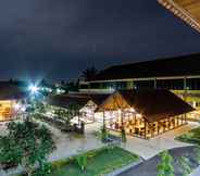 Quầy bar, cafe và phòng lounge 6 Dayang Resort Singkawang