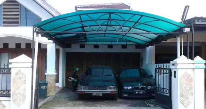 Bangunan Plemburan Homestay