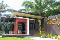 ภายนอกอาคาร Thip House