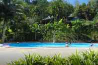 สระว่ายน้ำ Aonang Cliff Moutain New Resort 