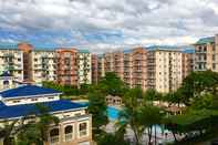 Swimming Pool Chateau Elysee Cozy Condominium