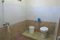 Toilet Kamar Hotel Family Syariah 1