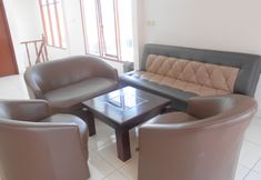 Lobby 6 Rumah Syariah & Kolam Renang Bugenville  Guesthouse