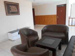 Lobby 4 Rumah Syariah & Kolam Renang Bugenville  Guesthouse